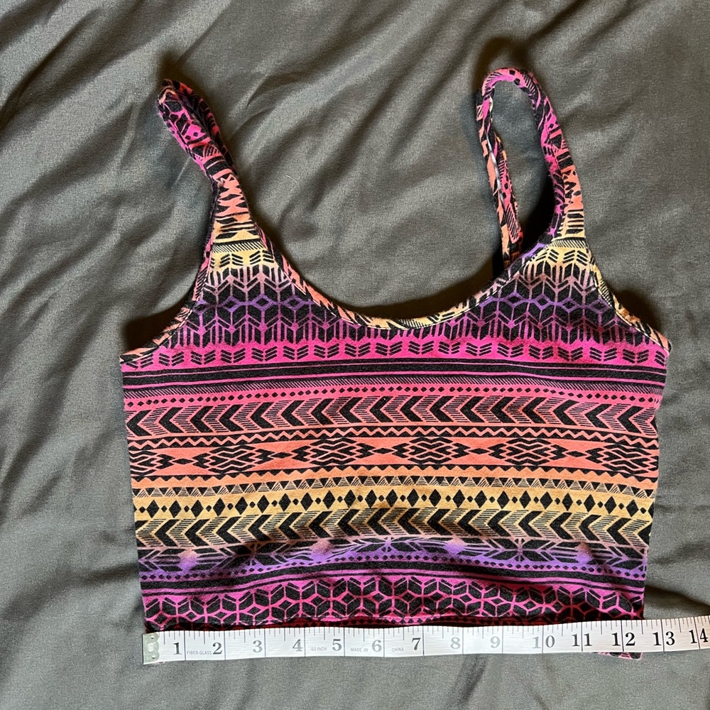 Crop top